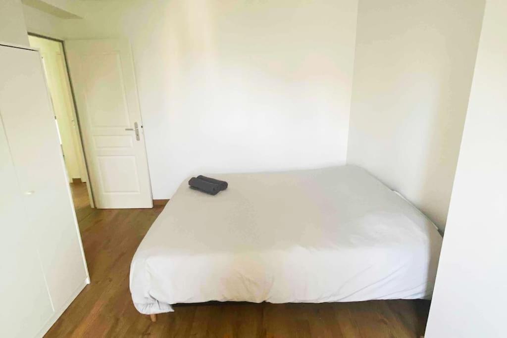 Superbe Appartement En Coeur De Ville Орлеан Екстериор снимка